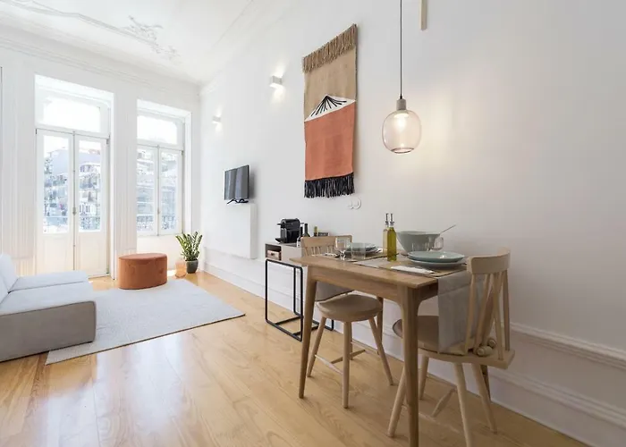 Tripas-coracao, Sao Bento Apartment